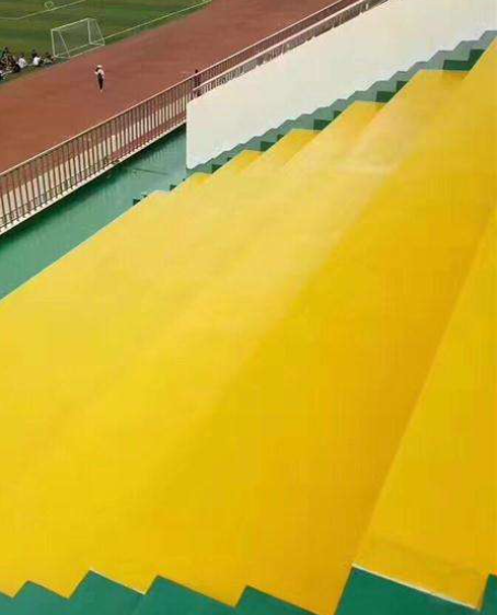 塔城球场台阶翻新修补改造